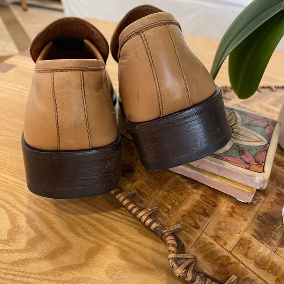 GUCCI vintage loafer main image 2